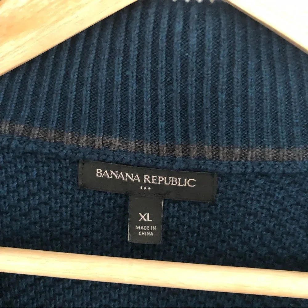 Banana Republic 100% cotton heavy weight button down cardigan academic style